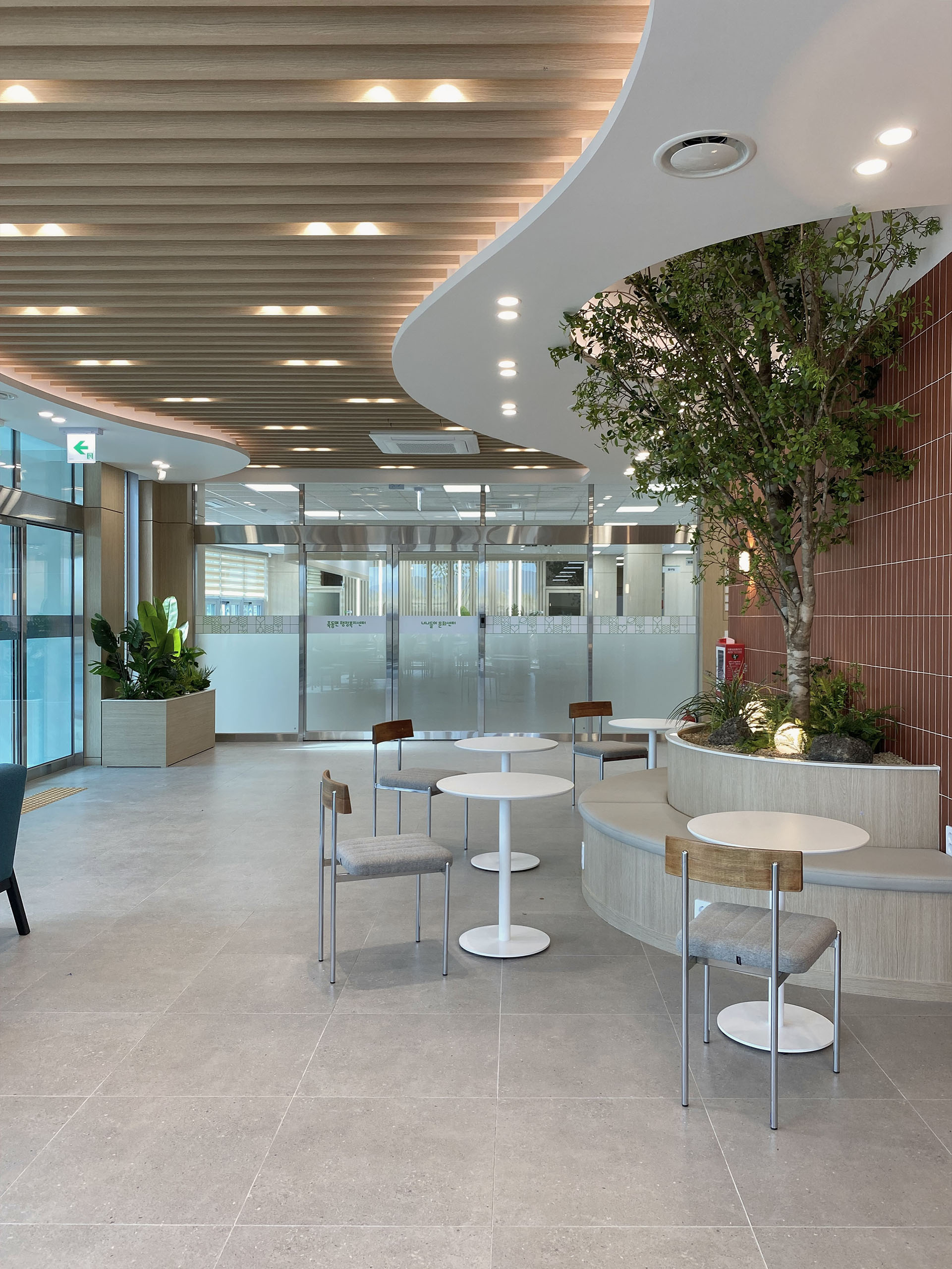 1028381449_6SP3lMKj_ce75231ca0795722e10f9350e9e3b350d4d38572.jpg 이미지크게보기