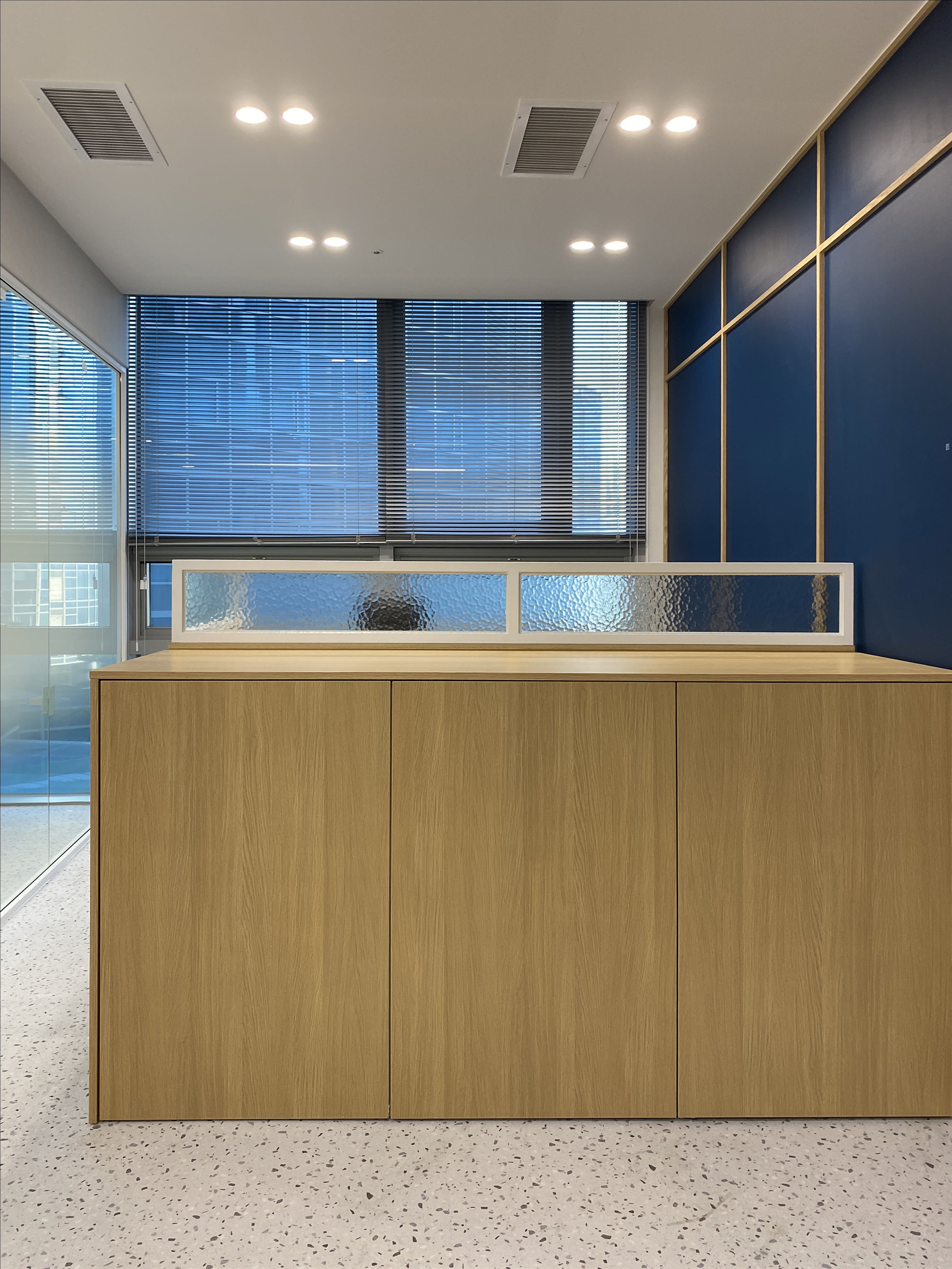 /user/r/roaddesign/editor/2509/ac7ae1d706a43a3f5f5eafacb494f601_1757315831_463.jpg 이미지크게보기